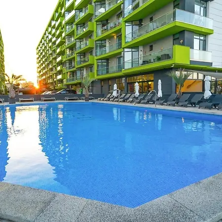 Isabelle Alezzi Mamaia Nord * Navodari