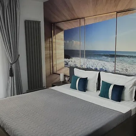 Apartment Isabelle Alezzi Mamaia Nord