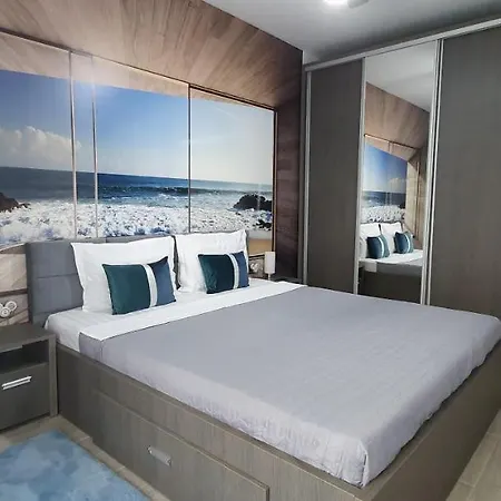 Isabelle Alezzi Mamaia Nord