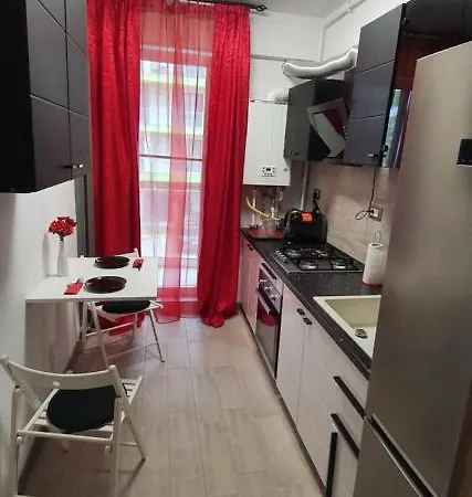 Isabelle Alezzi Mamaia Nord Navodari