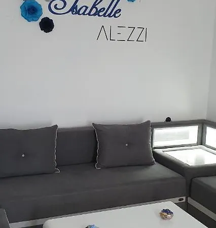 Isabelle Alezzi Mamaia Nord *