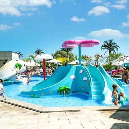 Isabelle Alezzi Mamaia Nord *