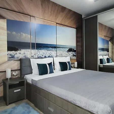 Isabelle Alezzi Mamaia Nord